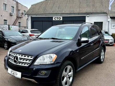 Синій Мерседес М-Клас, об'ємом двигуна 3 л та пробігом 219 тис. км за 13999 $, фото 1 на Automoto.ua