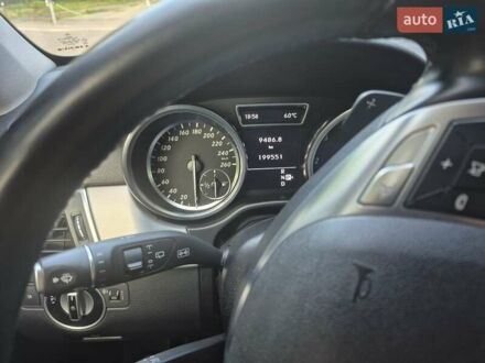 Мерседес М-Класс 2012 в Львове на Automoto.ua Синий Мерседес М-Класс, объемом двигателя 2.14 л и пробегом 199 тыс. км за 17500 $, фото 1 на Automoto.ua
