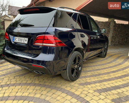 Синий Мерседес М-Класс, объемом двигателя 2.14 л и пробегом 130 тыс. км за 24700 $, фото 1 на Automoto.ua