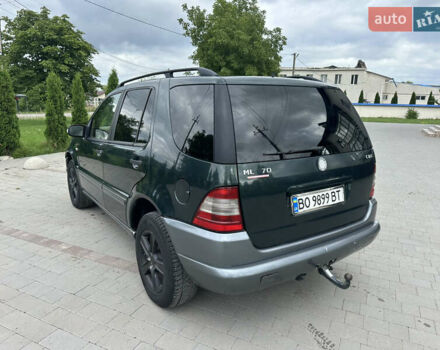 Зеленый Мерседес М-Класс, объемом двигателя 2.7 л и пробегом 415 тыс. км за 5000 $, фото 4 на Automoto.ua