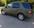 Зелений Мерседес М-Клас, об'ємом двигуна 3.7 л та пробігом 468 тис. км за 3900 $, фото 1 на Automoto.ua