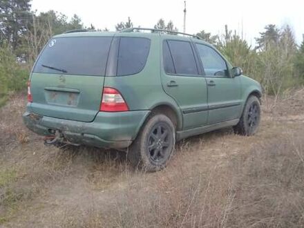 Мерседес М-Класс 2002 в Калиновке на Automoto.ua Зеленый Мерседес М-Класс, объемом двигателя 2.7 л и пробегом 350 тыс. км за 4800 $, фото 1 на Automoto.ua