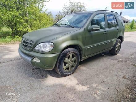 Мерседес М-Клас 2004 у Житомирі на Automoto.ua Зелений Мерседес М-Клас, об'ємом двигуна 2.7 л та пробігом 350 тис. км за 2999 $, фото 1 на Automoto.ua