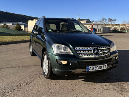 Мерседес М-Класс 2008 в Могилев-Подольском на Automoto.ua Зеленый Мерседес М-Класс, объемом двигателя 2.99 л и пробегом 310 тыс. км за 16000 $, фото 1 на Automoto.ua
