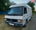 Белый Мерседес MB-Class, объемом двигателя 2.35 л и пробегом 200 тыс. км за 3000 $, фото 1 на Automoto.ua