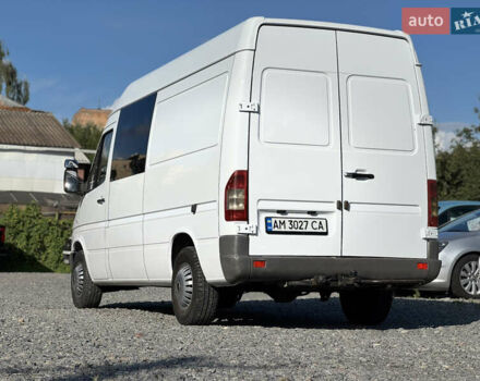 Белый Мерседес MB-Class, объемом двигателя 2.15 л и пробегом 344 тыс. км за 9999 $, фото 7 на Automoto.ua