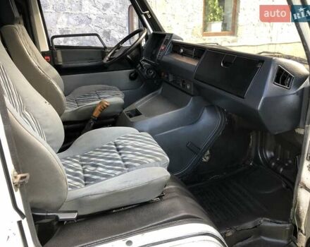 Белый Мерседес MB-Class, объемом двигателя 2.4 л и пробегом 1 тыс. км за 1750 $, фото 1 на Automoto.ua