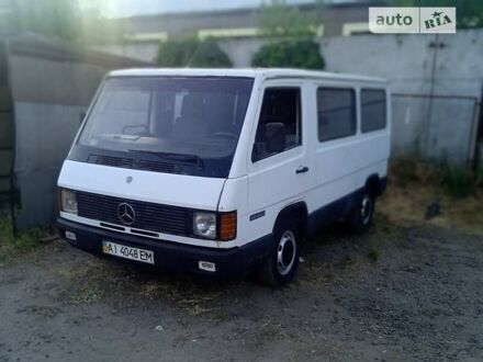 Мерседес MB-Class 1988 у Києві на Automoto.ua Білий Мерседес MB-Class, об'ємом двигуна 2.4 л та пробігом 245 тис. км за 1500 $, фото 1 на Automoto.ua