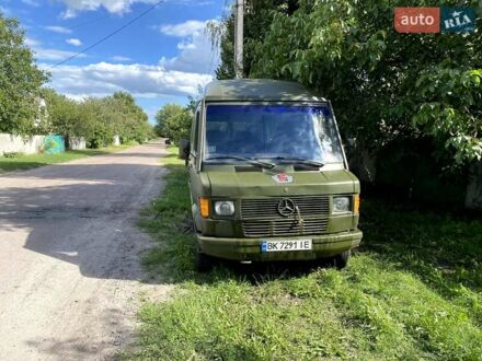 Мерседес MB-Class 1992 в Киеве на Automoto.ua Белый Мерседес MB-Class, объемом двигателя 2.3 л и пробегом 230 тыс. км за 1600 $, фото 1 на Automoto.ua