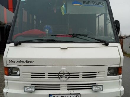 Белый Мерседес MB-Class, объемом двигателя 4 л и пробегом 100 тыс. км за 11000 $, фото 1 на Automoto.ua