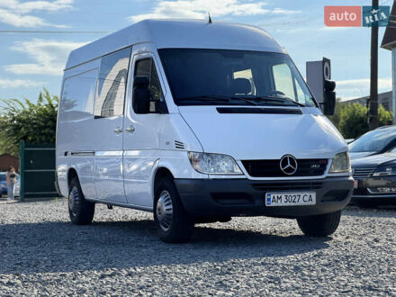 Мерседес MB-Class 2004 в Бердичеве на Automoto.ua Белый Мерседес MB-Class, объемом двигателя 2.15 л и пробегом 344 тыс. км за 9999 $, фото 1 на Automoto.ua