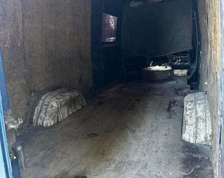 Мерседес MB-Class 1997 в Кривом Роге на Automoto.ua Мерседес MB-Class, объемом двигателя 2.9 л и пробегом 190 тыс. км за 5700 $, фото 4 на Automoto.ua