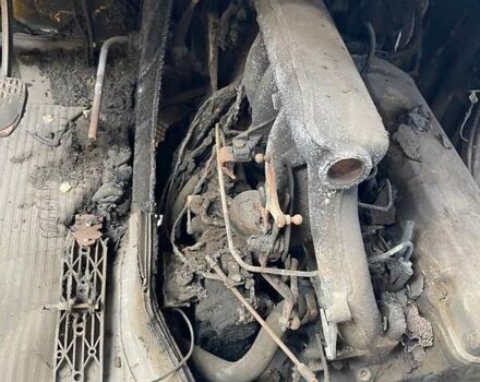 Жовтий Мерседес MB-Class, об'ємом двигуна 2.3 л та пробігом 320 тис. км за 1200 $, фото 5 на Automoto.ua