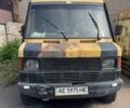 Жовтий Мерседес MB-Class, об'ємом двигуна 2.3 л та пробігом 320 тис. км за 1200 $, фото 1 на Automoto.ua