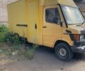 Жовтий Мерседес MB-Class, об'ємом двигуна 2.3 л та пробігом 320 тис. км за 1200 $, фото 1 на Automoto.ua