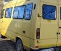 Желтый Мерседес MB-Class, объемом двигателя 2.9 л и пробегом 100 тыс. км за 1300 $, фото 1 на Automoto.ua