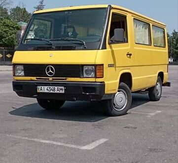 Мерседес MB-Class 1989 в Белой Церкве на Automoto.ua Желтый Мерседес MB-Class, объемом двигателя 2.4 л и пробегом 245 тыс. км за 3000 $, фото 1 на Automoto.ua