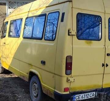 Желтый Мерседес MB-Class, объемом двигателя 2.9 л и пробегом 100 тыс. км за 1300 $, фото 1 на Automoto.ua