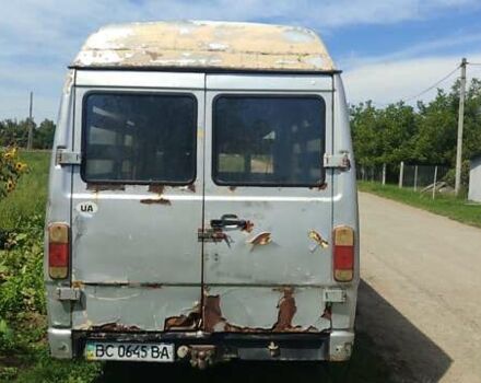 Мерседес MB-Class 1987 в Коломые на Automoto.ua Серый Мерседес MB-Class, объемом двигателя 2.4 л и пробегом 600 тыс. км за 800 $, фото 8 на Automoto.ua