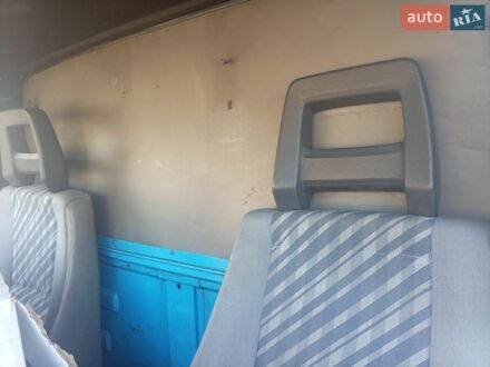 Синій Мерседес MB-Class, об'ємом двигуна 2.4 л та пробігом 281 тис. км за 1650 $, фото 1 на Automoto.ua