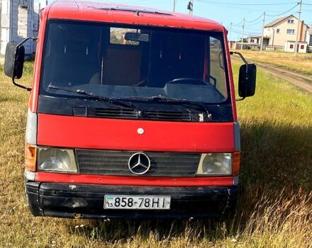 Мерседес МБ100, объемом двигателя 2.4 л и пробегом 100 тыс. км за 1700 $, фото 2 на Automoto.ua