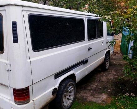 Мерседес МБ100, объемом двигателя 2.4 л и пробегом 0 тыс. км за 1600 $, фото 8 на Automoto.ua