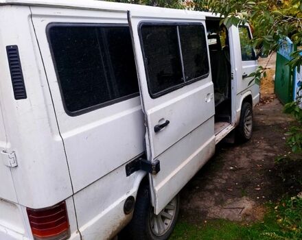 Мерседес МБ100, объемом двигателя 2.4 л и пробегом 0 тыс. км за 1600 $, фото 9 на Automoto.ua