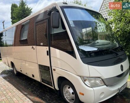 Белый Мерседес МЦВ, объемом двигателя 4.25 л и пробегом 172 тыс. км за 32000 $, фото 9 на Automoto.ua