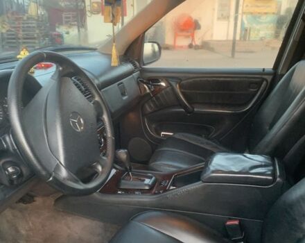 Мерседес МЛ 270, объемом двигателя 0 л и пробегом 0 тыс. км за 7500 $, фото 12 на Automoto.ua