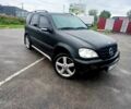 Чорний Мерседес МЛ 320, об'ємом двигуна 3.2 л та пробігом 400 тис. км за 5800 $, фото 2 на Automoto.ua