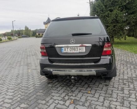 Черный Мерседес МЛ 320, объемом двигателя 3 л и пробегом 500 тыс. км за 10100 $, фото 8 на Automoto.ua