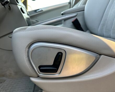 Черный Мерседес МЛ 320, объемом двигателя 3 л и пробегом 270 тыс. км за 13790 $, фото 17 на Automoto.ua