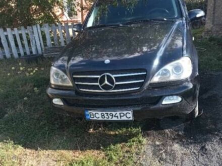 Черный Мерседес МЛ 320, объемом двигателя 3.2 л и пробегом 3 тыс. км за 5193 $, фото 1 на Automoto.ua