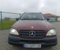 Красный Мерседес МЛ 320, объемом двигателя 3.2 л и пробегом 350 тыс. км за 5699 $, фото 2 на Automoto.ua