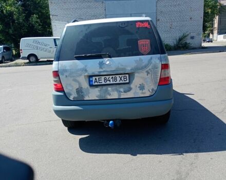 Серый Мерседес МЛ 320, объемом двигателя 3.2 л и пробегом 515 тыс. км за 3950 $, фото 4 на Automoto.ua