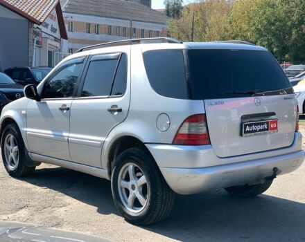 Серый Мерседес МЛ 320, объемом двигателя 3.2 л и пробегом 370 тыс. км за 6690 $, фото 5 на Automoto.ua