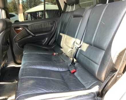 Серый Мерседес МЛ 320, объемом двигателя 3.2 л и пробегом 370 тыс. км за 6690 $, фото 15 на Automoto.ua