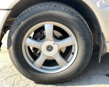 Серый Мерседес МЛ 320, объемом двигателя 3.2 л и пробегом 370 тыс. км за 6690 $, фото 24 на Automoto.ua