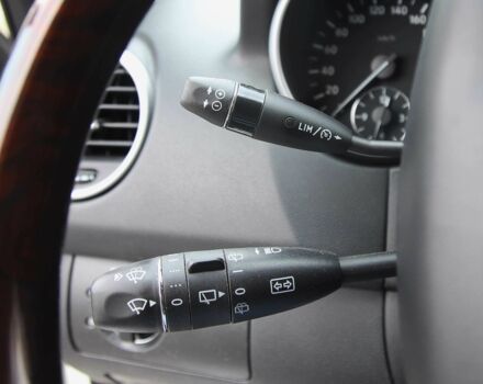 Мерседес МЛ 350 2010 в Харькове на Automoto.ua Белый Мерседес МЛ 350, объемом двигателя 3.5 л и пробегом 30 тыс. км за 22999 $, фото 16 на Automoto.ua