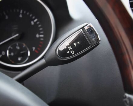 Мерседес МЛ 350 2010 в Харькове на Automoto.ua Белый Мерседес МЛ 350, объемом двигателя 3.5 л и пробегом 30 тыс. км за 22999 $, фото 17 на Automoto.ua