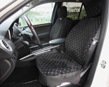 Мерседес МЛ 350 2010 в Харькове на Automoto.ua Белый Мерседес МЛ 350, объемом двигателя 3.5 л и пробегом 30 тыс. км за 22999 $, фото 6 на Automoto.ua