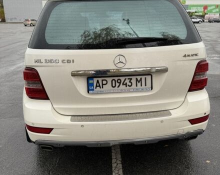 Мерседес МЛ 350 2011 у Запоріжжя на Automoto.ua Білий Мерседес МЛ 350, об'ємом двигуна 3 л та пробігом 356 тис. км за 16000 $, фото 2 на Automoto.ua