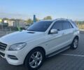 Білий Мерседес МЛ 350, об'ємом двигуна 3.5 л та пробігом 195 тис. км за 18000 $, фото 3 на Automoto.ua