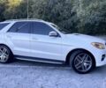 Белый Мерседес МЛ 350, объемом двигателя 3 л и пробегом 245 тыс. км за 23700 $, фото 20 на Automoto.ua
