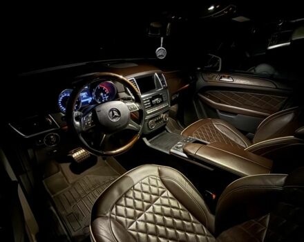 Білий Мерседес МЛ 350, об'ємом двигуна 3 л та пробігом 197 тис. км за 28000 $, фото 19 на Automoto.ua