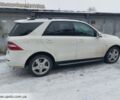 Білий Мерседес МЛ 350, об'ємом двигуна 3 л та пробігом 259 тис. км за 22728 $, фото 12 на Automoto.ua