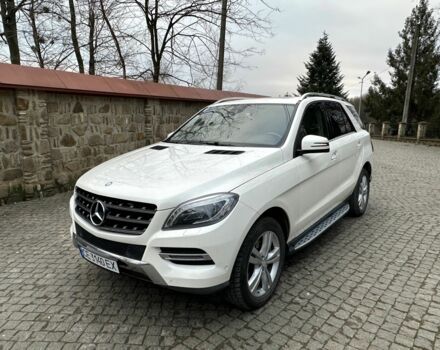 Білий Мерседес МЛ 350, об'ємом двигуна 3 л та пробігом 131 тис. км за 22700 $, фото 1 на Automoto.ua