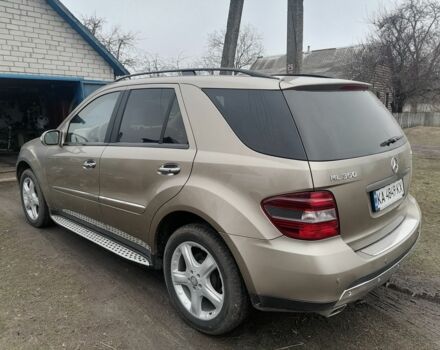 Бежевый Мерседес МЛ 350, объемом двигателя 3.5 л и пробегом 106 тыс. км за 13500 $, фото 4 на Automoto.ua