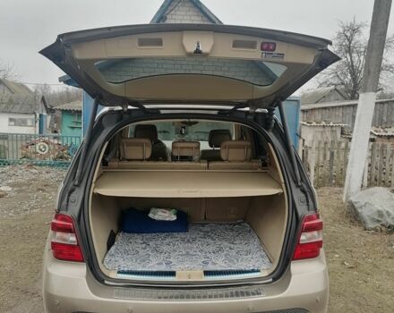 Бежевый Мерседес МЛ 350, объемом двигателя 3.5 л и пробегом 106 тыс. км за 13500 $, фото 8 на Automoto.ua