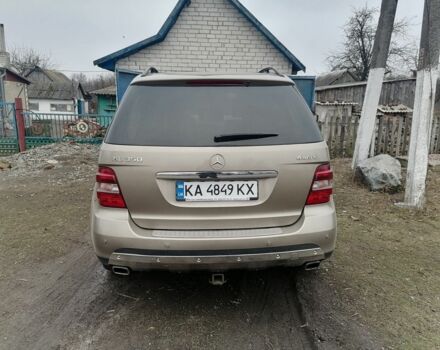 Бежевый Мерседес МЛ 350, объемом двигателя 3.5 л и пробегом 106 тыс. км за 13500 $, фото 3 на Automoto.ua